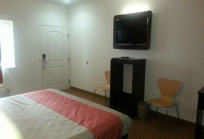 غرفة ديلوكس سرير كينج, Motel 6 Bell Gardens