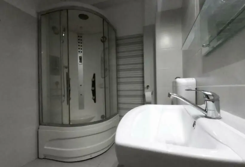 Comfort Kolmen Hengen Huone, Vila Egreta