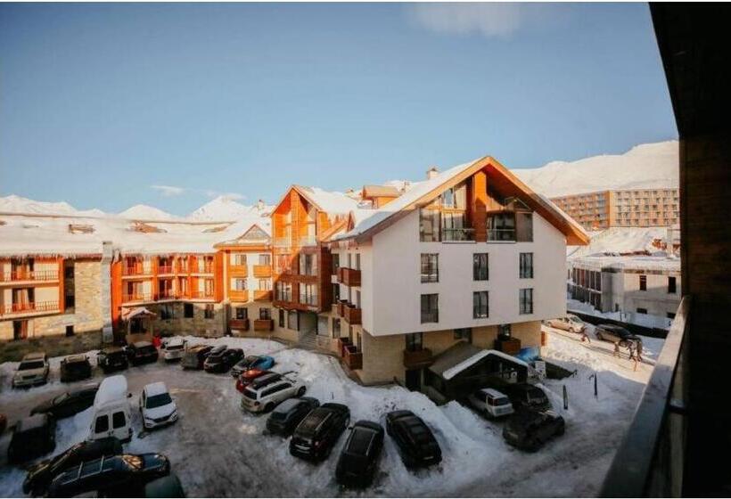 استودیوی استاندارد, New Gudauri Lofts By Gudauri Travel