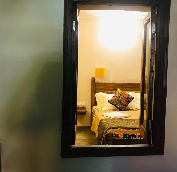 غرفة ديلوكس سرير كينج, Corsican Haveli