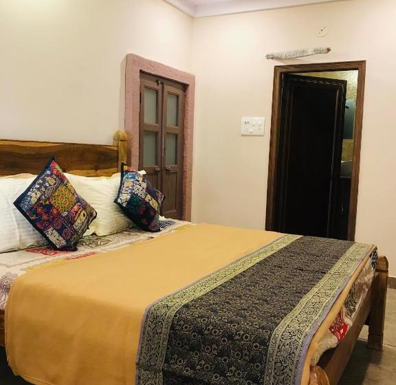 스탠다드 룸 킹사이즈 침대, Corsican Haveli