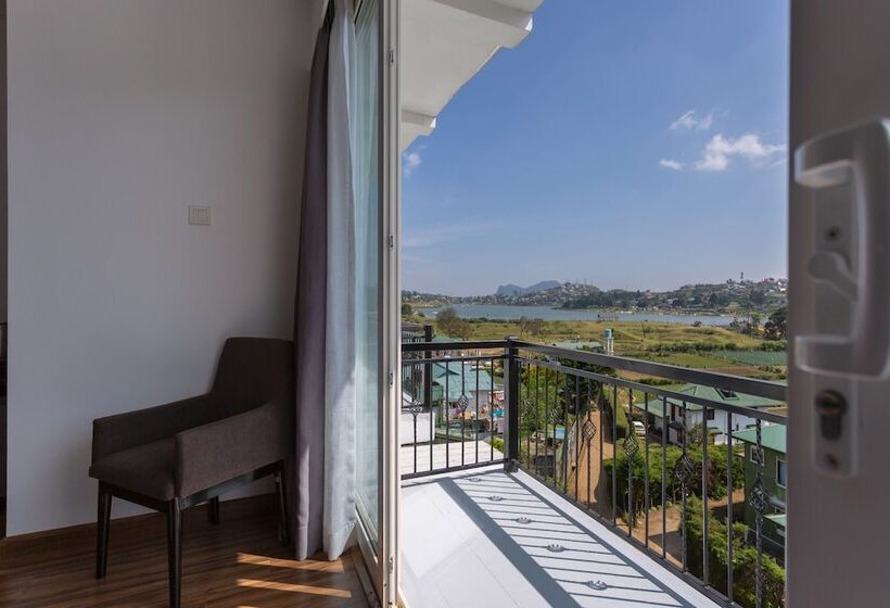 4인용 수피리어 룸, Grand Turf