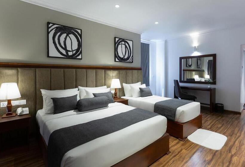 수피리어 트리플 룸, Grand Turf