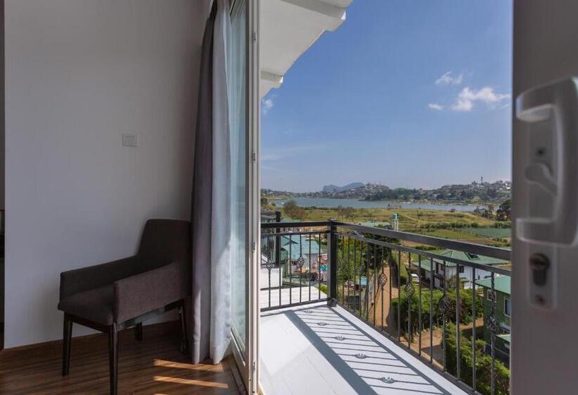 수피리어 트리플 룸, Grand Turf