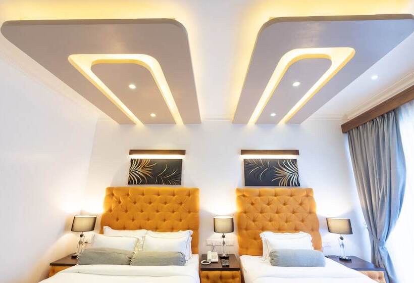 프리미엄 트리플 룸, Grand Turf