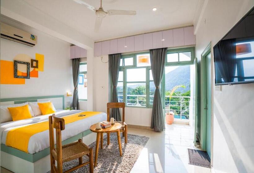 Deluxrum med Balkong, Zostel Rishikesh, Laxman Jhula