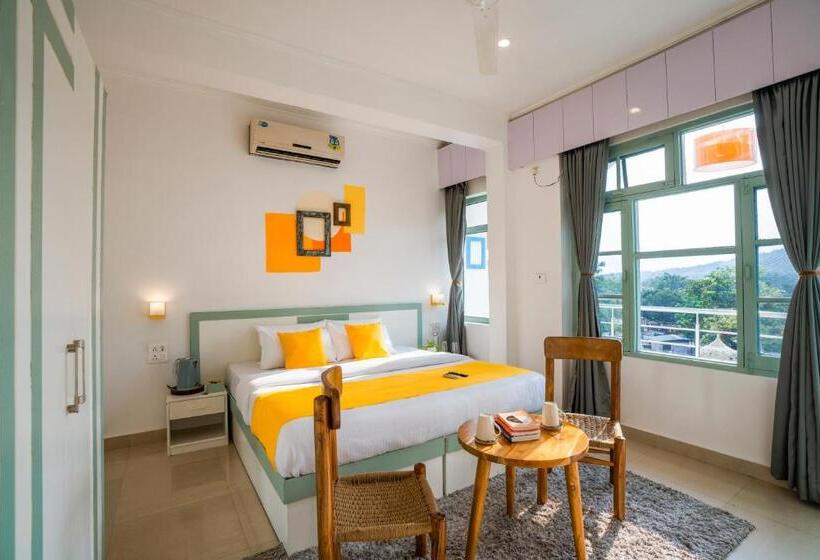 Deluxrum med Balkong, Zostel Rishikesh, Laxman Jhula