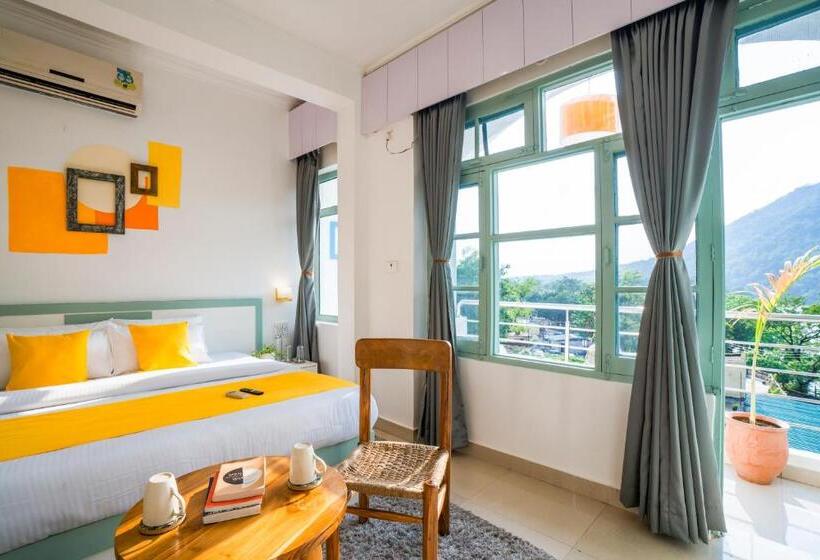 Deluxrum med Balkong, Zostel Rishikesh, Laxman Jhula