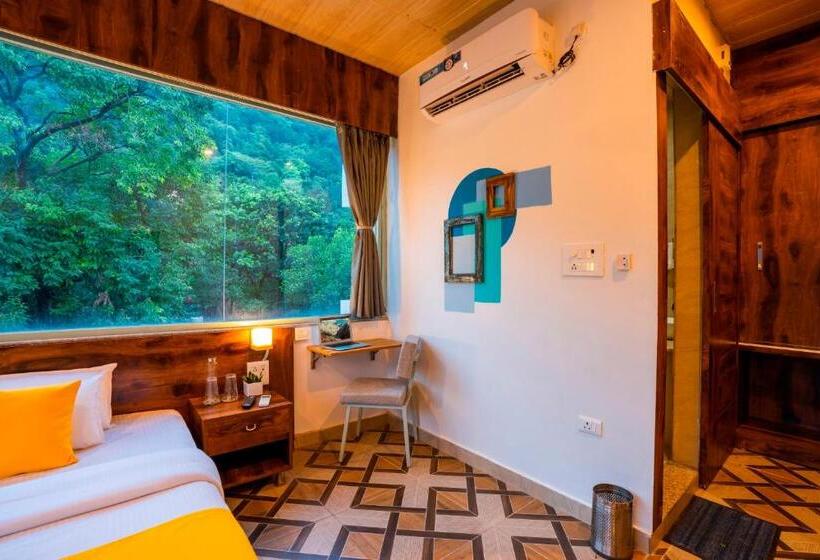 Svit Flodutsikt, Zostel Rishikesh, Laxman Jhula