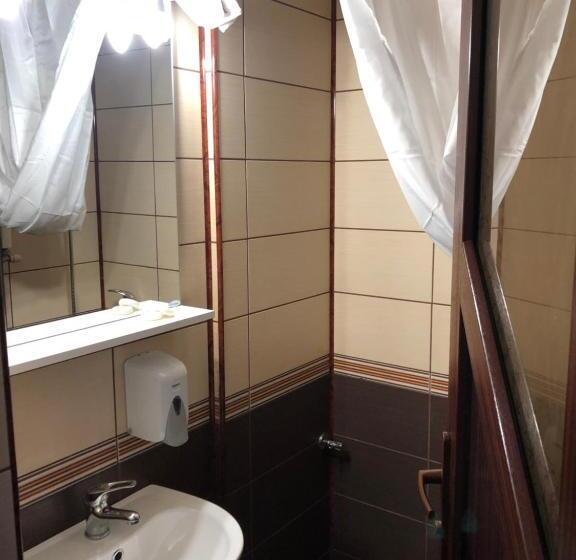 غرفة قياسية, Casa Albert Sinaia