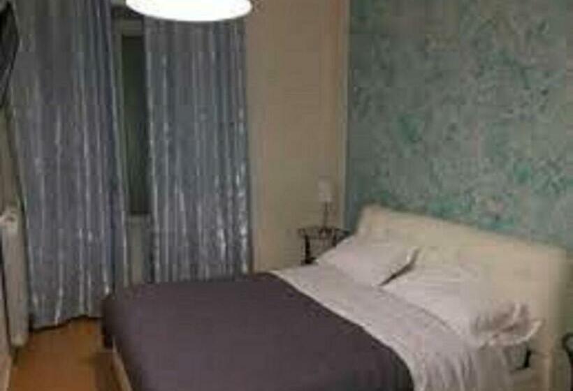 اتاق استاندارد با تخت بزرگ, Antichi Riverberi In Station