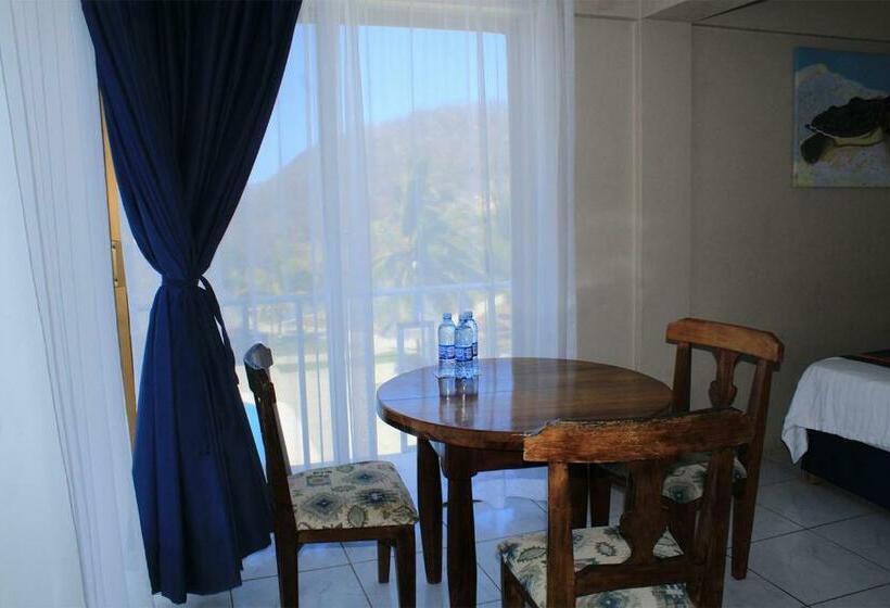 经典四人房间, Mayto