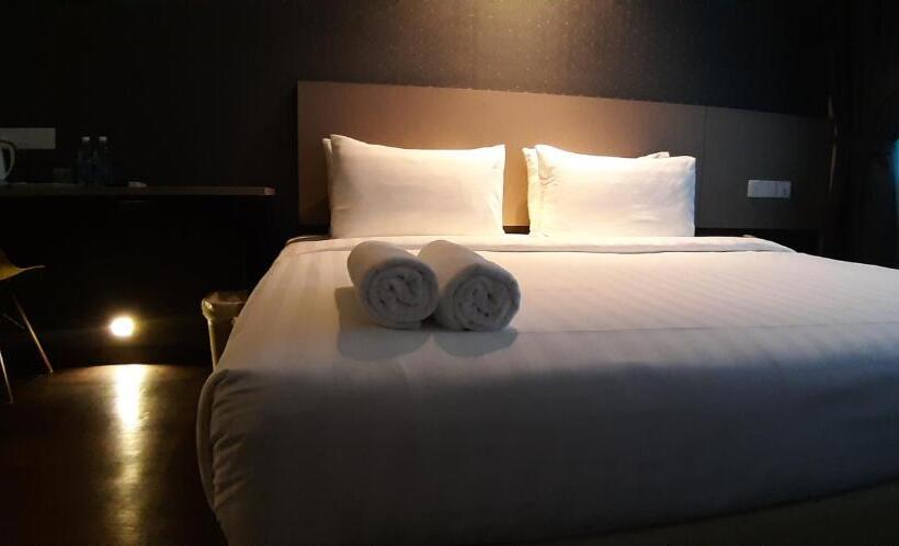 اتاق استاندارد با تخت بزرگ, Miico Hotel @ Mount Austin