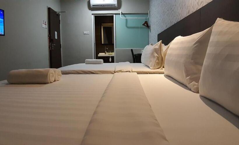 اتاق خانوادگی, Miico Hotel @ Mount Austin