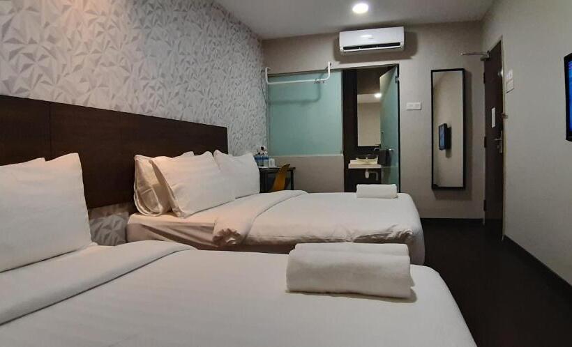 اتاق استاندارد چهار تخته, Miico Hotel @ Mount Austin