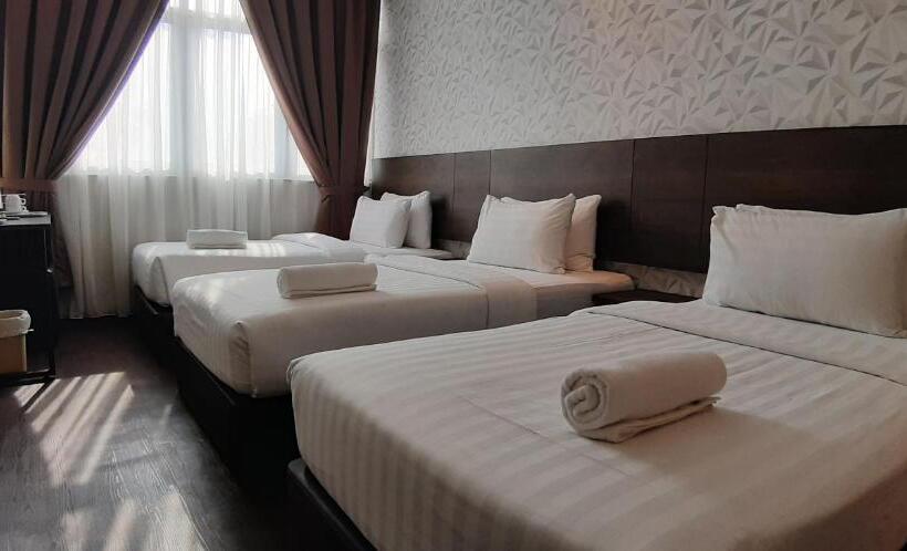 اتاق استاندارد سه تخته با چشمانداز, Miico Hotel @ Mount Austin