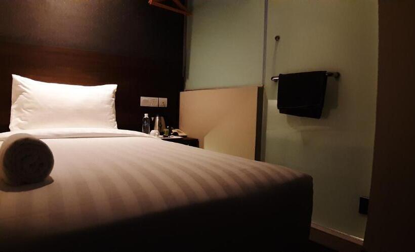 اتاق استاندارد یک نفره, Miico Hotel @ Mount Austin