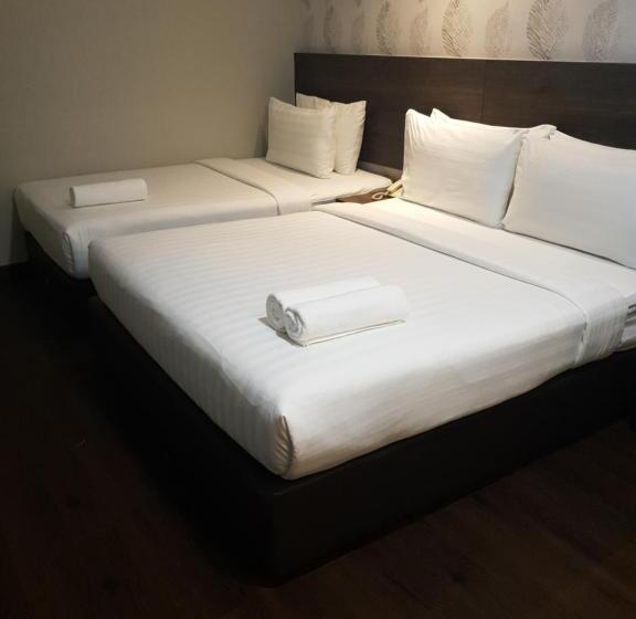 اتاق خانوادگی, Miico Hotel @ Mount Austin