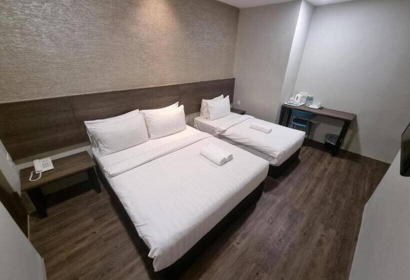 اتاق خانوادگی, Miico Hotel @ Mount Austin