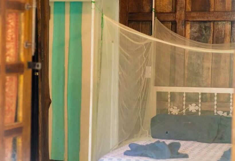 스탠다드 룸 공동 욕실, Madre Selva Hostel