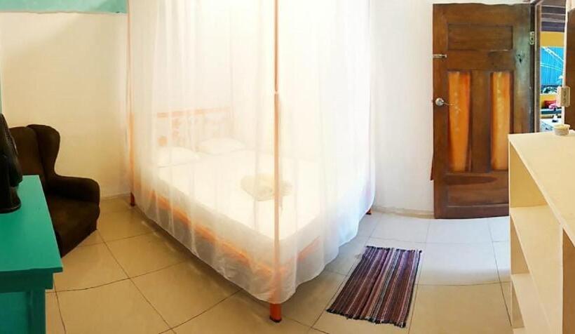 스탠다드 룸 공동 욕실, Madre Selva Hostel