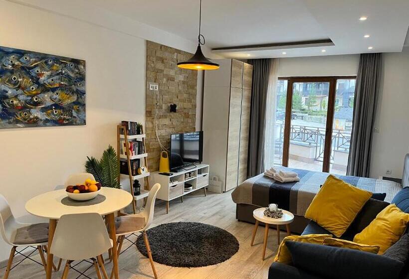 آپارتمان 1 خوابه با تراس, Milmari Resort   Apartman L43