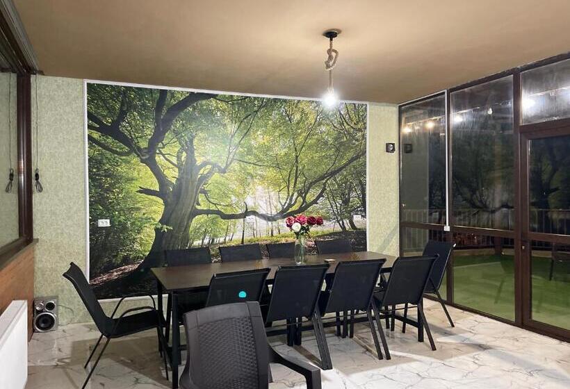 اتاق خانوادگی, Guest House Royal Comfort With Terrace