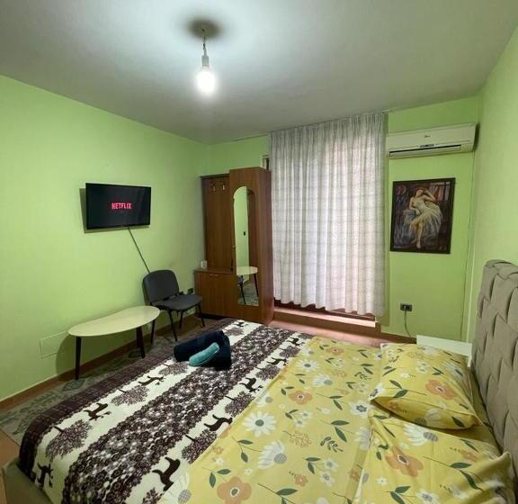 스탠다드 룸 공동 욕실, Neo Apartments