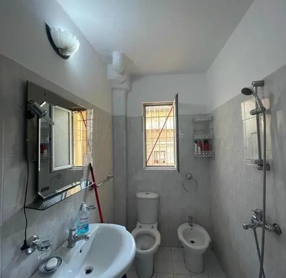 اتاق اکونومی, Neo Apartments