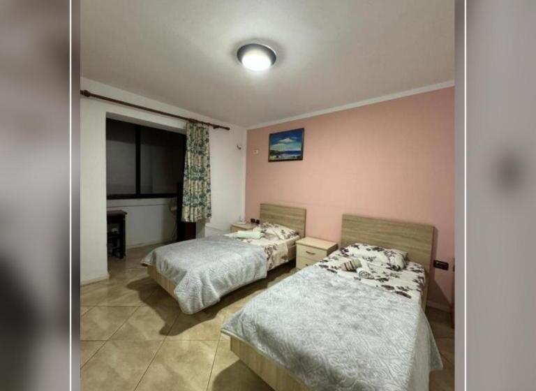 스탠다드 룸 공동 욕실, Neo Apartments
