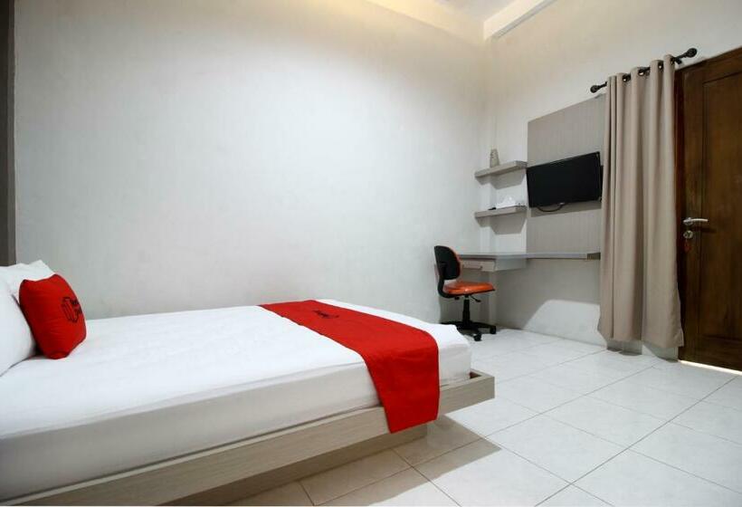 Номер Стандарт, Reddoorz Plus Near Upn Jogjakarta 2