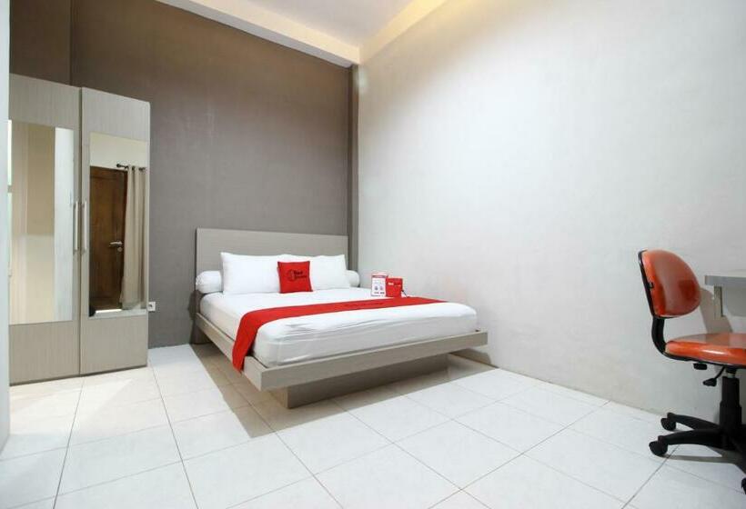 חדר אקונומי, Reddoorz Plus Near Upn Jogjakarta 2