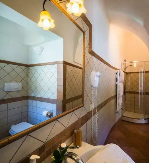 اتاق استاندارد با تخت بزرگ, Agriturismo Antico Casale Colli Di San Pietro