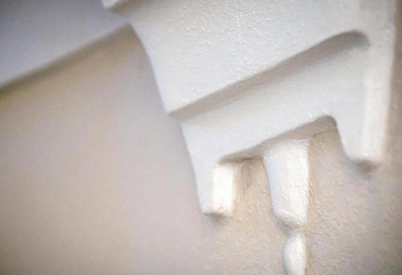 מיטת קינג בסוויטה, Agriturismo Antico Casale Colli Di San Pietro