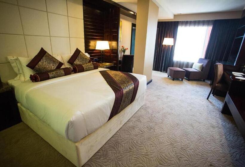 로얄 스위트, Royale Signature