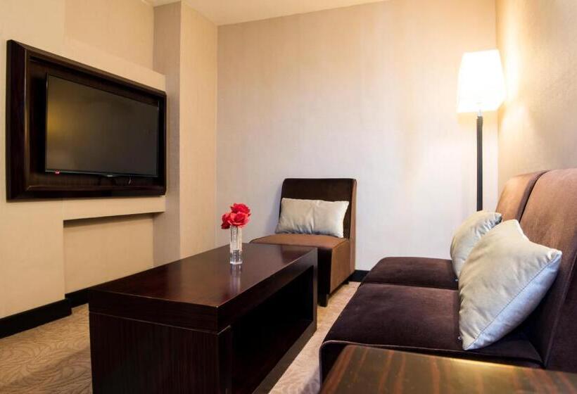 디럭스 주니어 스위트, Royale Signature