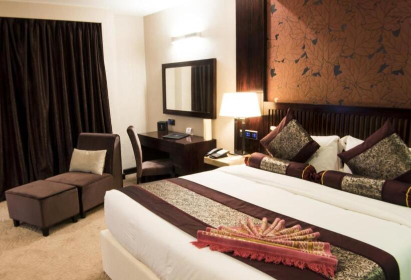 디럭스 주니어 스위트, Royale Signature