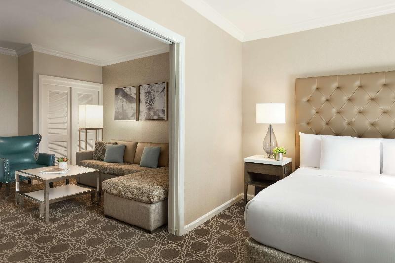 이그제큐티브 룸, Royale Signature