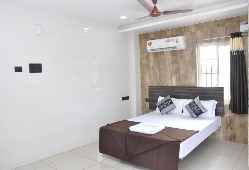 デラックスルーム, Saara