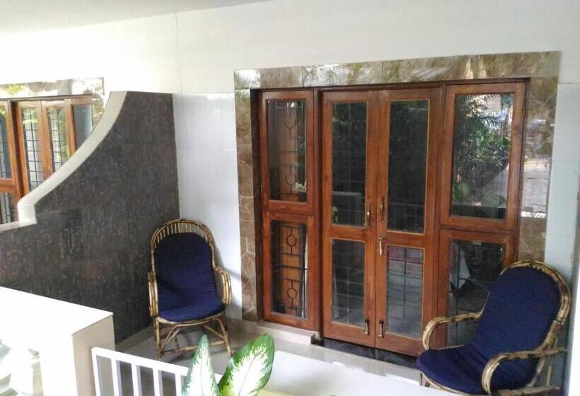 חדר סטנדרט עם מרפסת, Alba Rooms Palolem Rosebuds