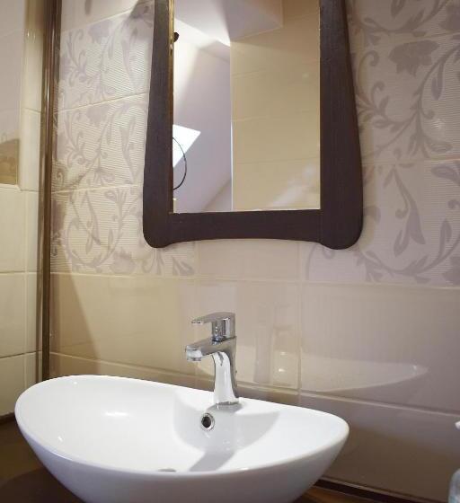 דירה בת חדר שינה 1 עם מרפסת, Borbarátok Vendègház