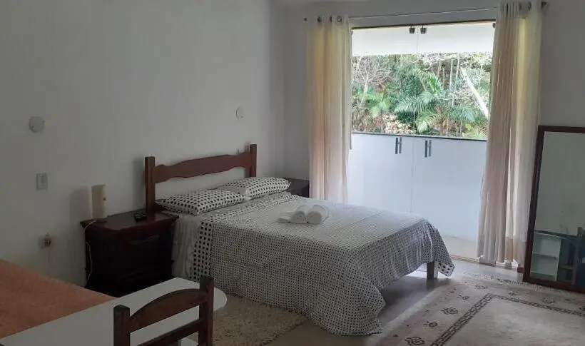 スタンダードスタジオ, Canto Do Riacho Suites