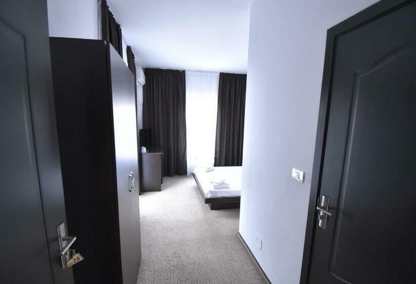 Номер Стандарт с Балконом, Casa Roma