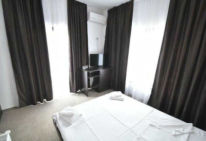 Номер Стандарт с Балконом, Casa Roma