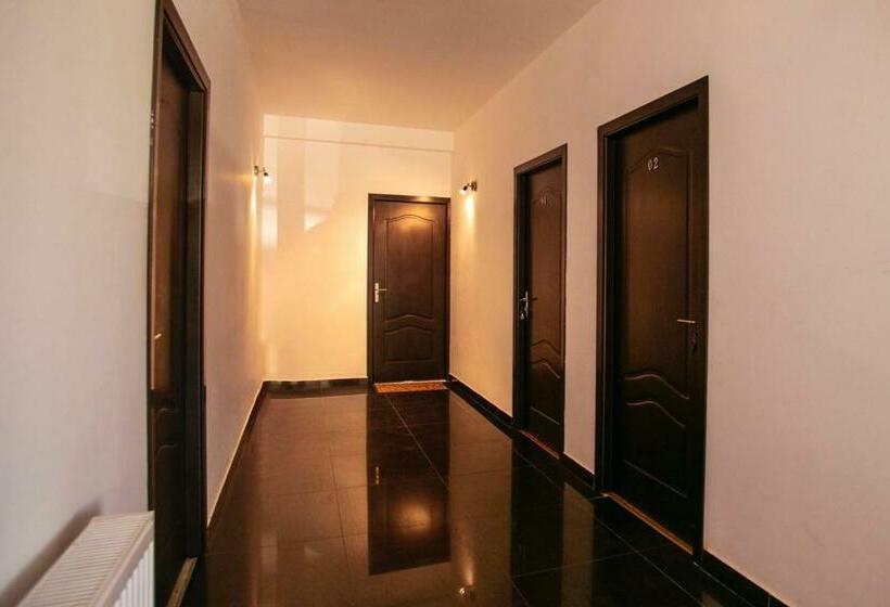 Номер Стандарт с Балконом, Casa Roma