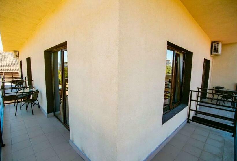 اتاق استاندارد با بالکن, Casa Roma