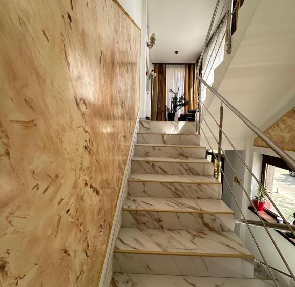 Номер Стандарт с Балконом, Casa Roma