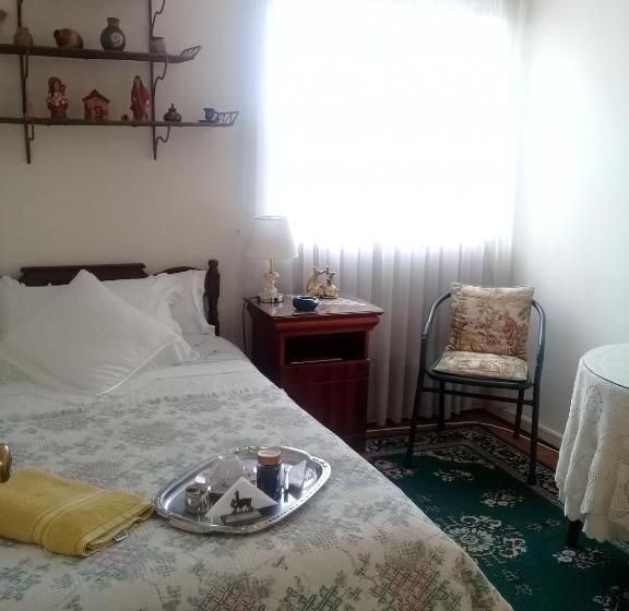 Quarto Estandar Individual, Hostal Don Mariano