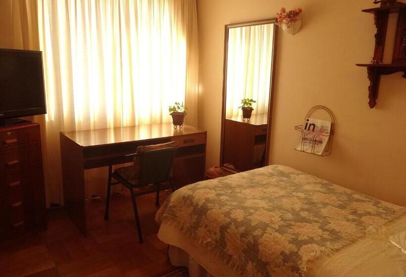 Quarto Estandar Individual Banheiro Compartilhado, Hostal Don Mariano