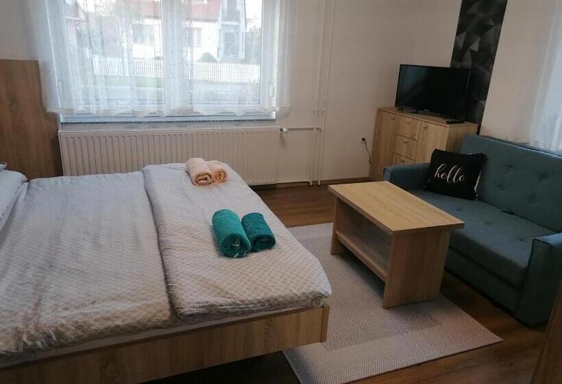 آپارتمان 2 خوابه, Kata Vendégház